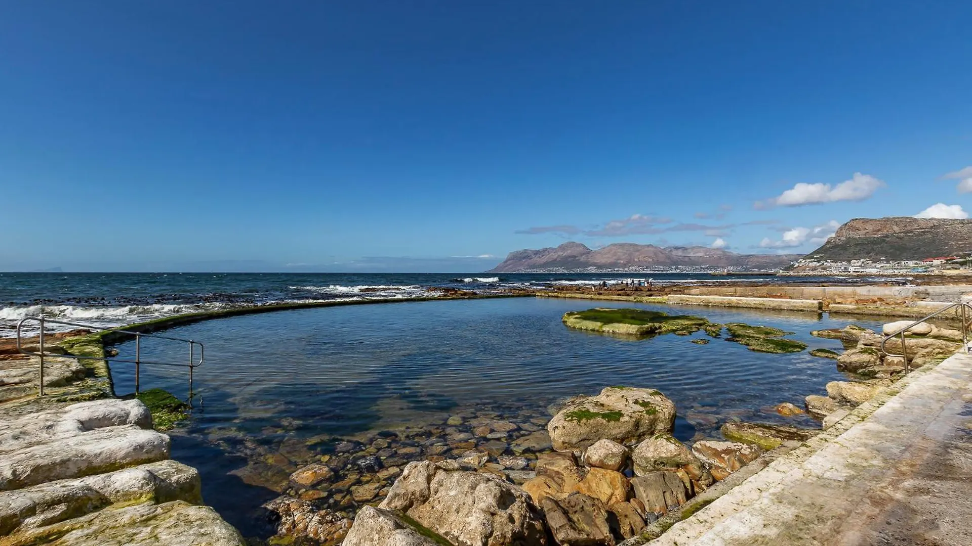 Davley House, St James Kalk Bay Cape Town Holiday home